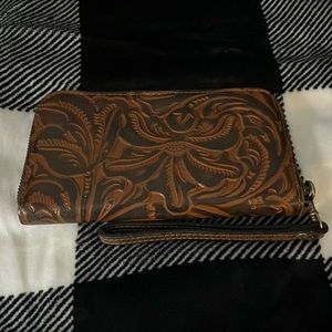 Beautiful Patricia Nash wallet/wristlet
